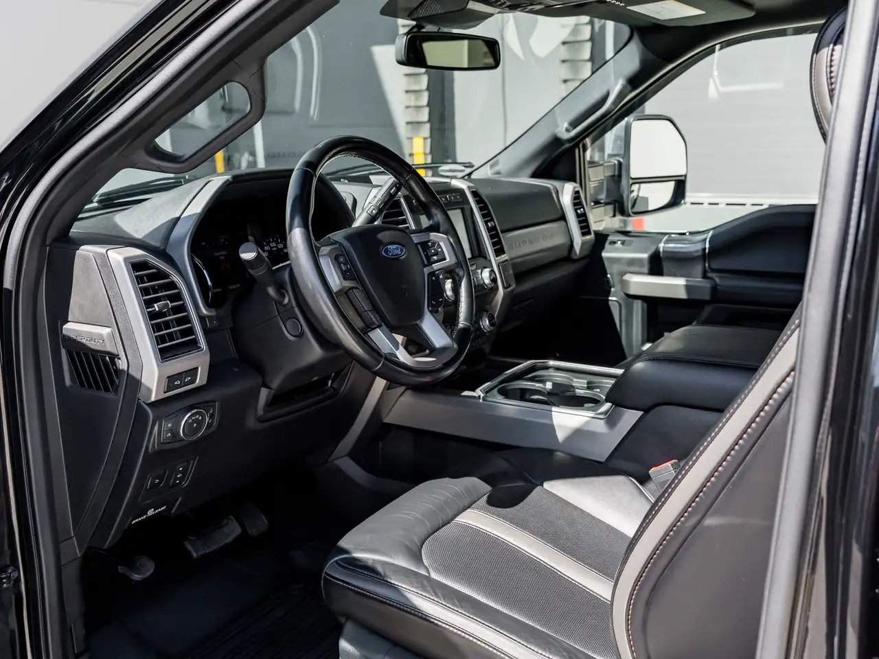Ford F 350 снимка Ford F 350