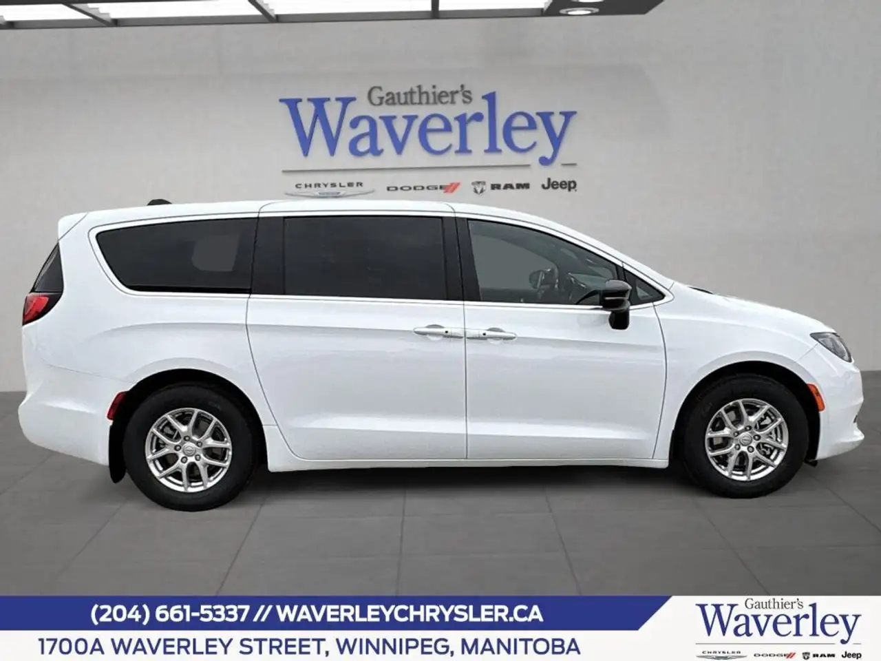 Chrysler Grand Caravan photo Chrysler Grand Caravan