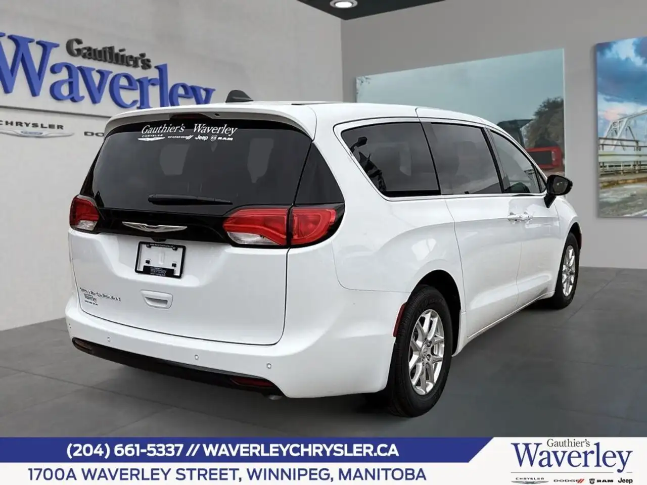 Chrysler Grand Caravan photo Chrysler Grand Caravan