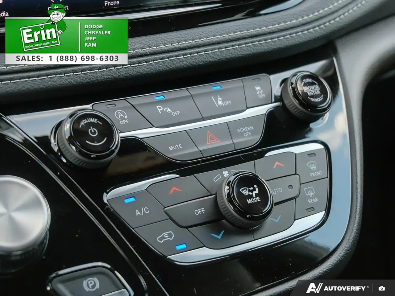 Chrysler Pacifica снимка Chrysler Pacifica