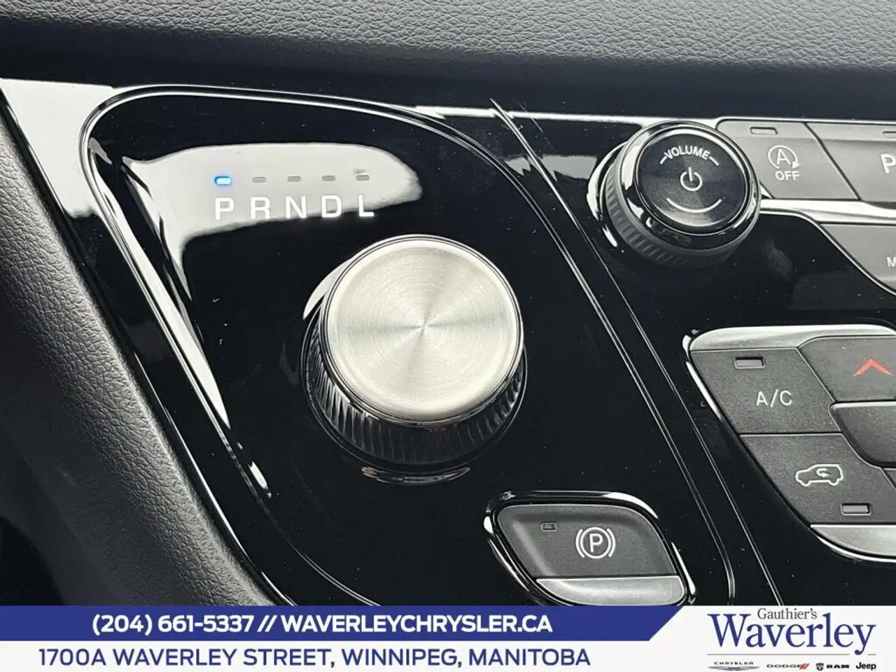 Chrysler Grand Caravan photo Chrysler Grand Caravan