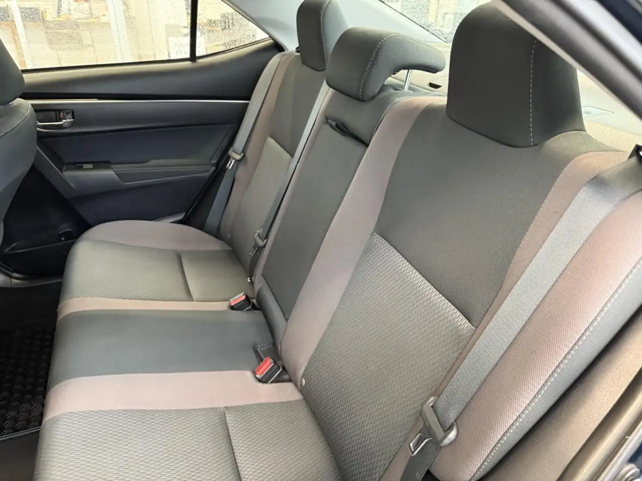 Toyota Corolla photo Toyota Corolla