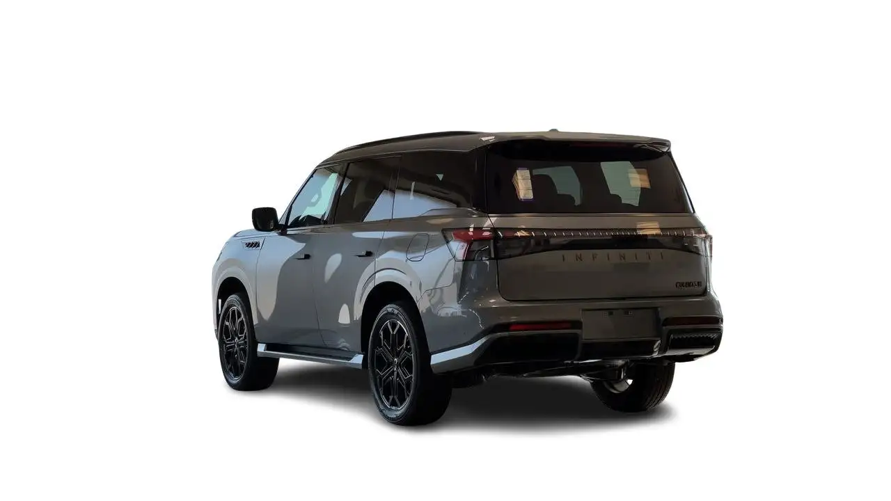 Infiniti QX80 снимка Infiniti QX80