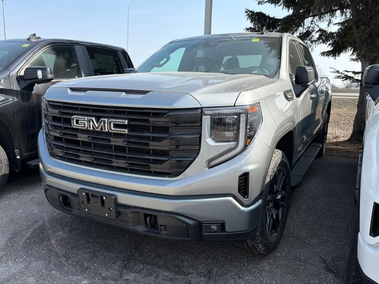 GMC Sierra 1500 снимка GMC Sierra 1500