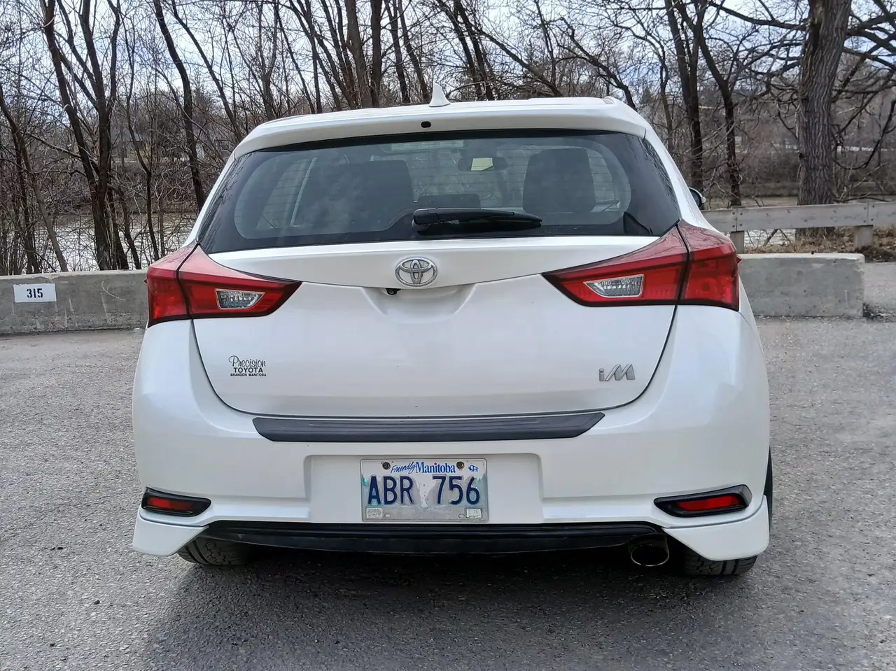 Toyota Corolla снимка Toyota Corolla