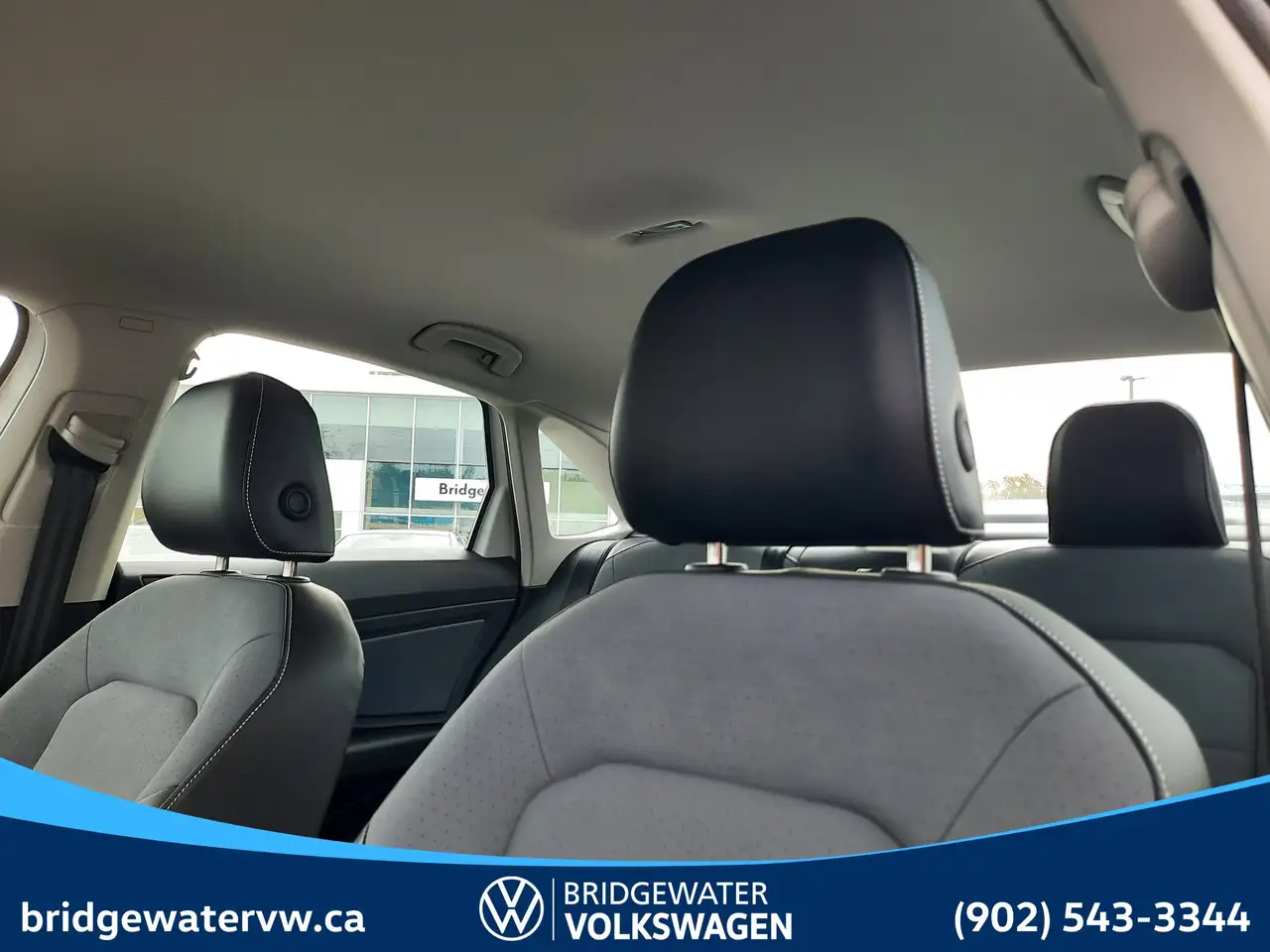 Volkswagen Jetta снимка Volkswagen Jetta