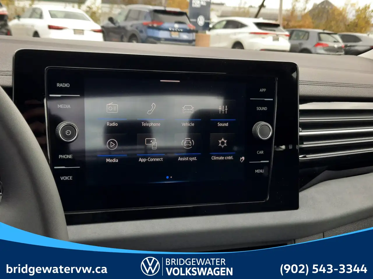 Volkswagen Jetta снимка Volkswagen Jetta