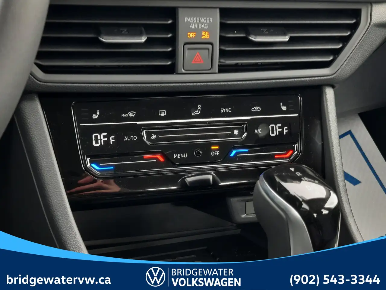Volkswagen Jetta снимка Volkswagen Jetta