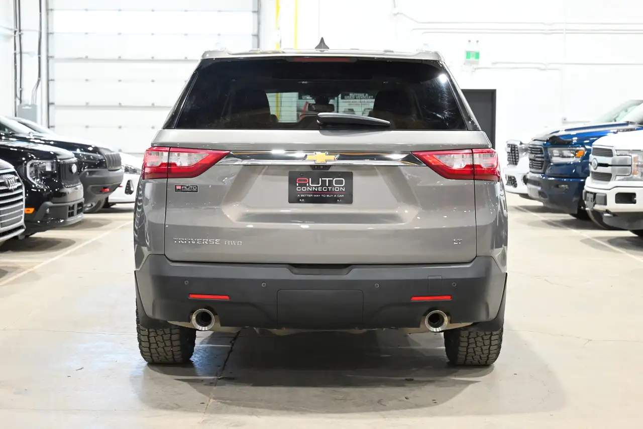 Chevrolet Traverse снимка Chevrolet Traverse