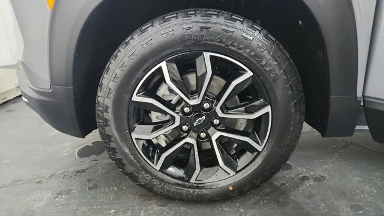 Chevrolet Trailblazer снимка Chevrolet Trailblazer