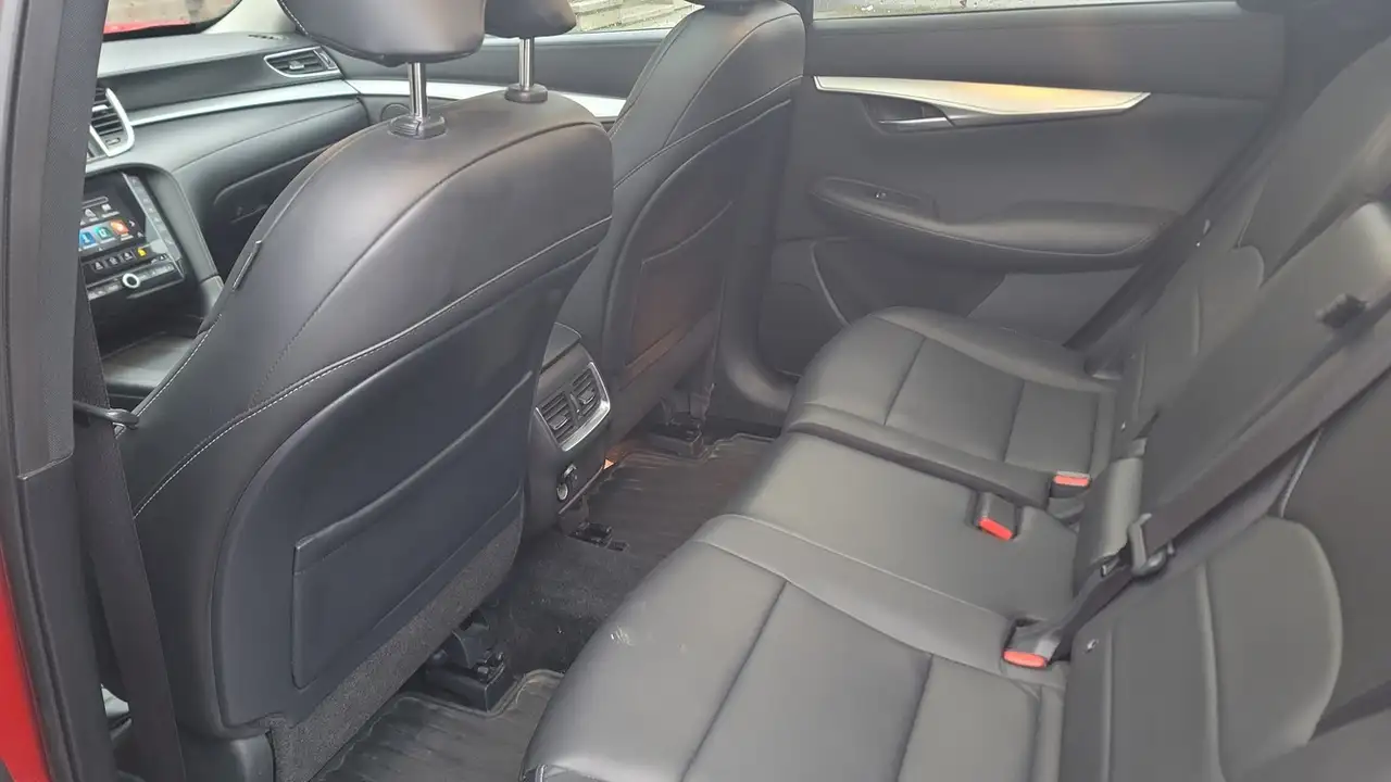 Infiniti QX50 снимка Infiniti QX50