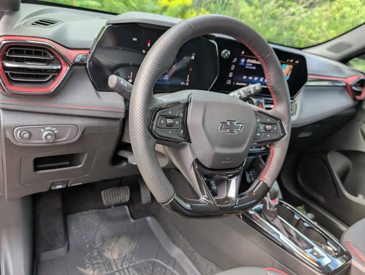 Chevrolet Trailblazer photo Chevrolet Trailblazer