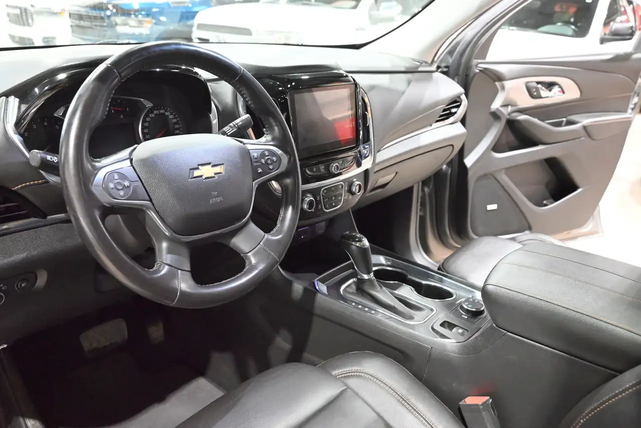 Chevrolet Traverse снимка Chevrolet Traverse