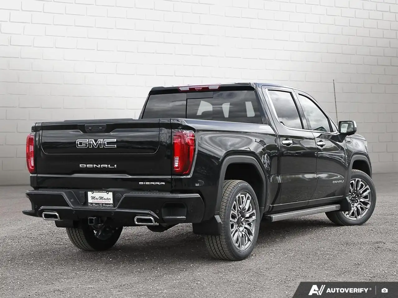 GMC Sierra 1500 photo GMC Sierra 1500