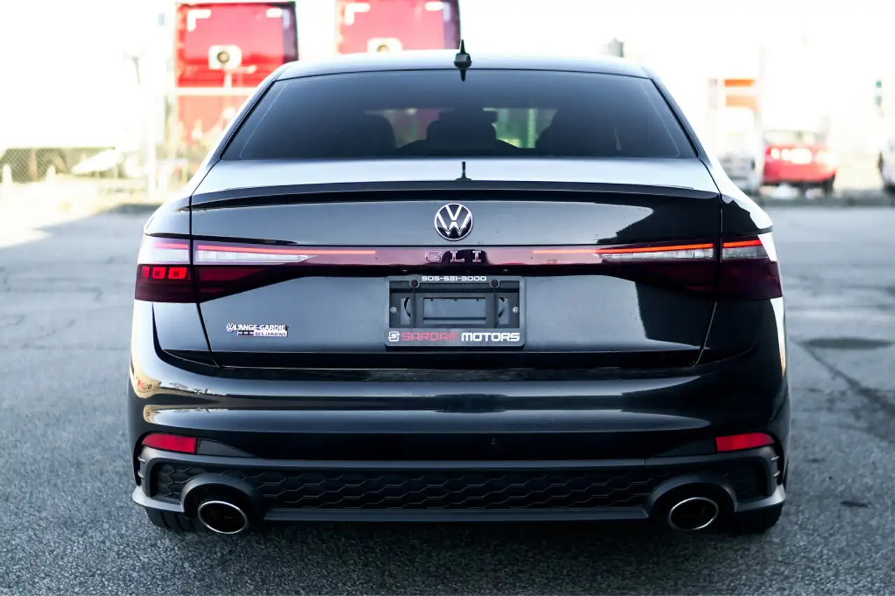 Volkswagen Jetta снимка Volkswagen Jetta