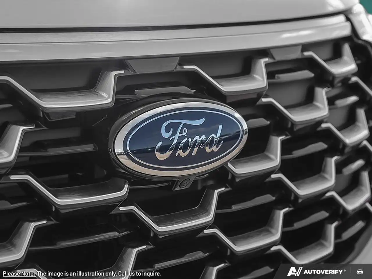 Ford Explorer снимка Ford Explorer