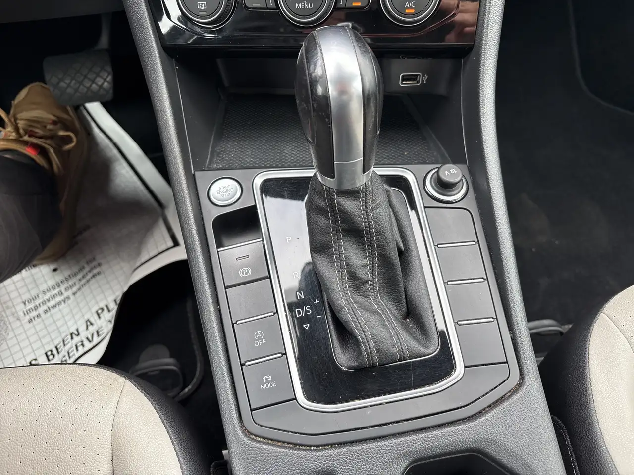 Volkswagen Jetta снимка Volkswagen Jetta