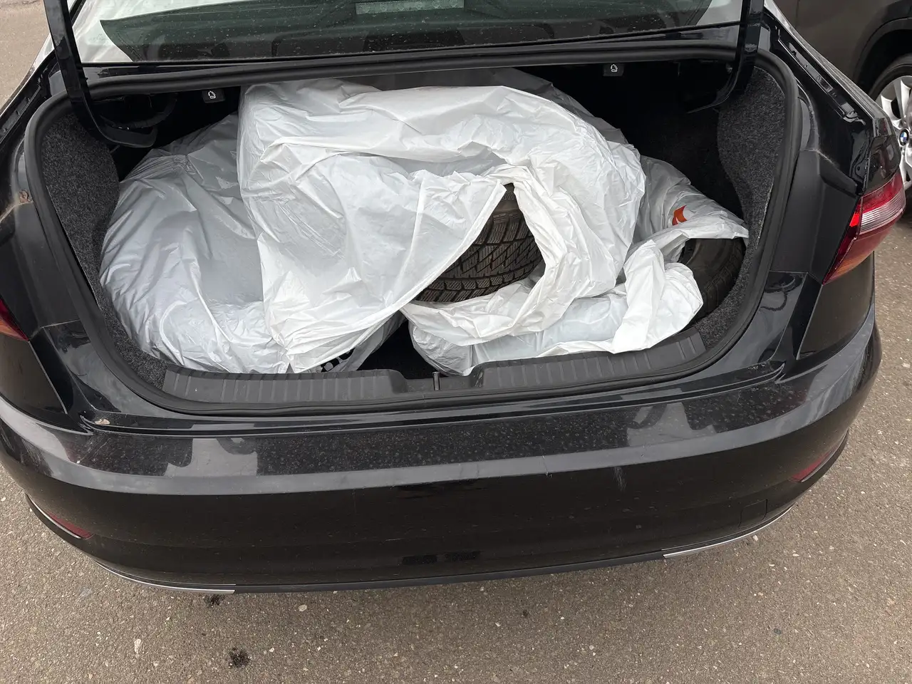 Volkswagen Jetta снимка Volkswagen Jetta