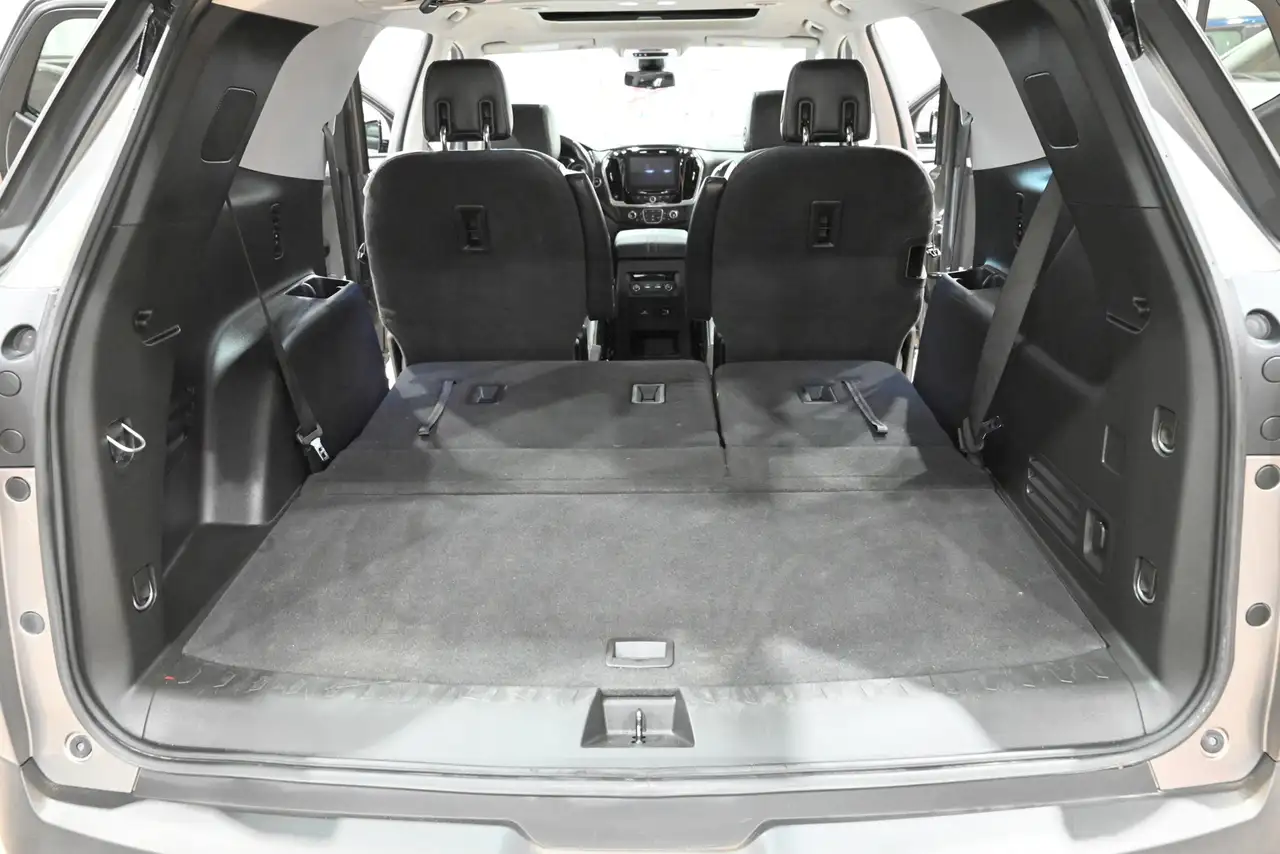 Chevrolet Traverse снимка Chevrolet Traverse