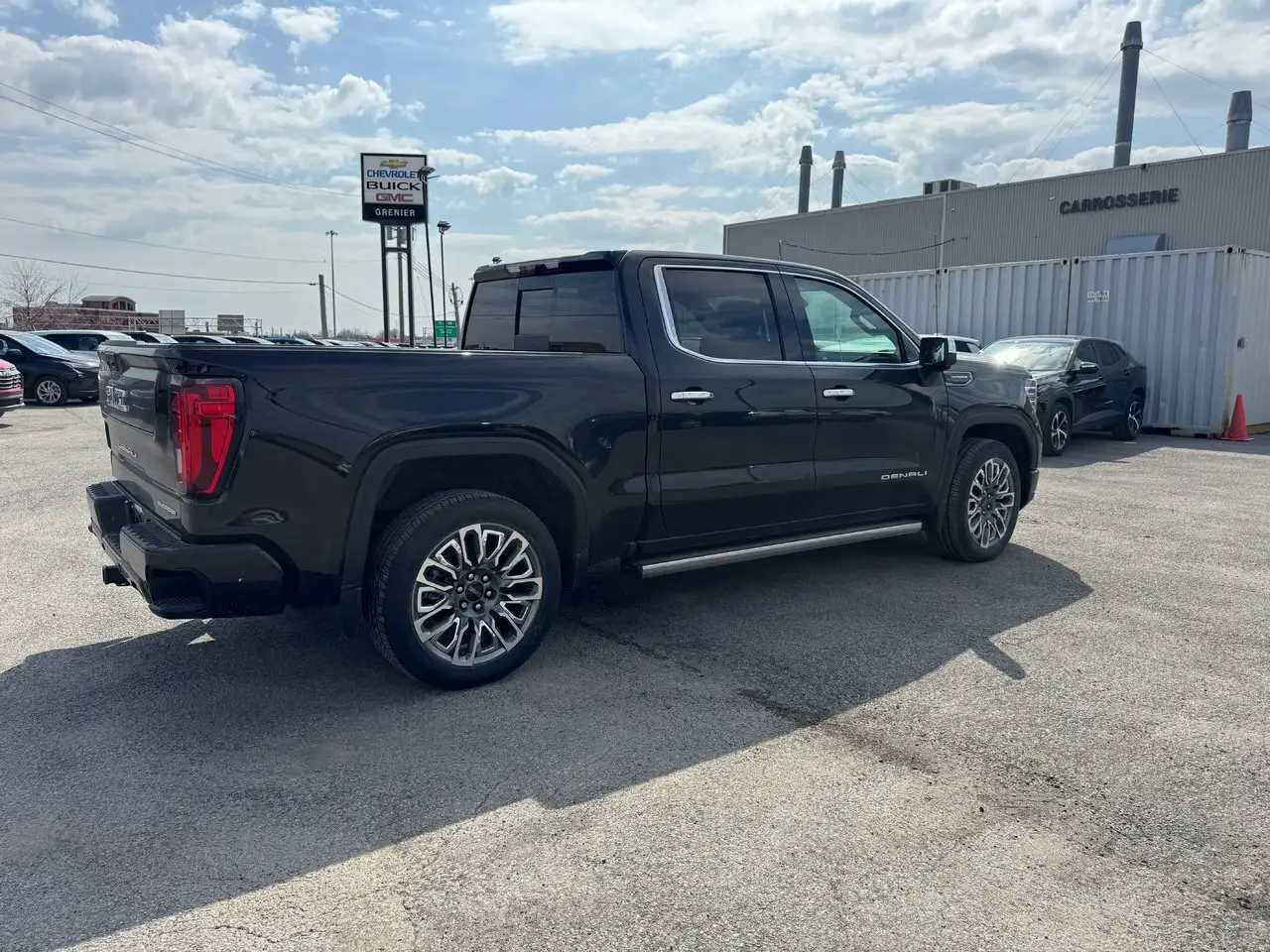 GMC Sierra 1500 photo GMC Sierra 1500