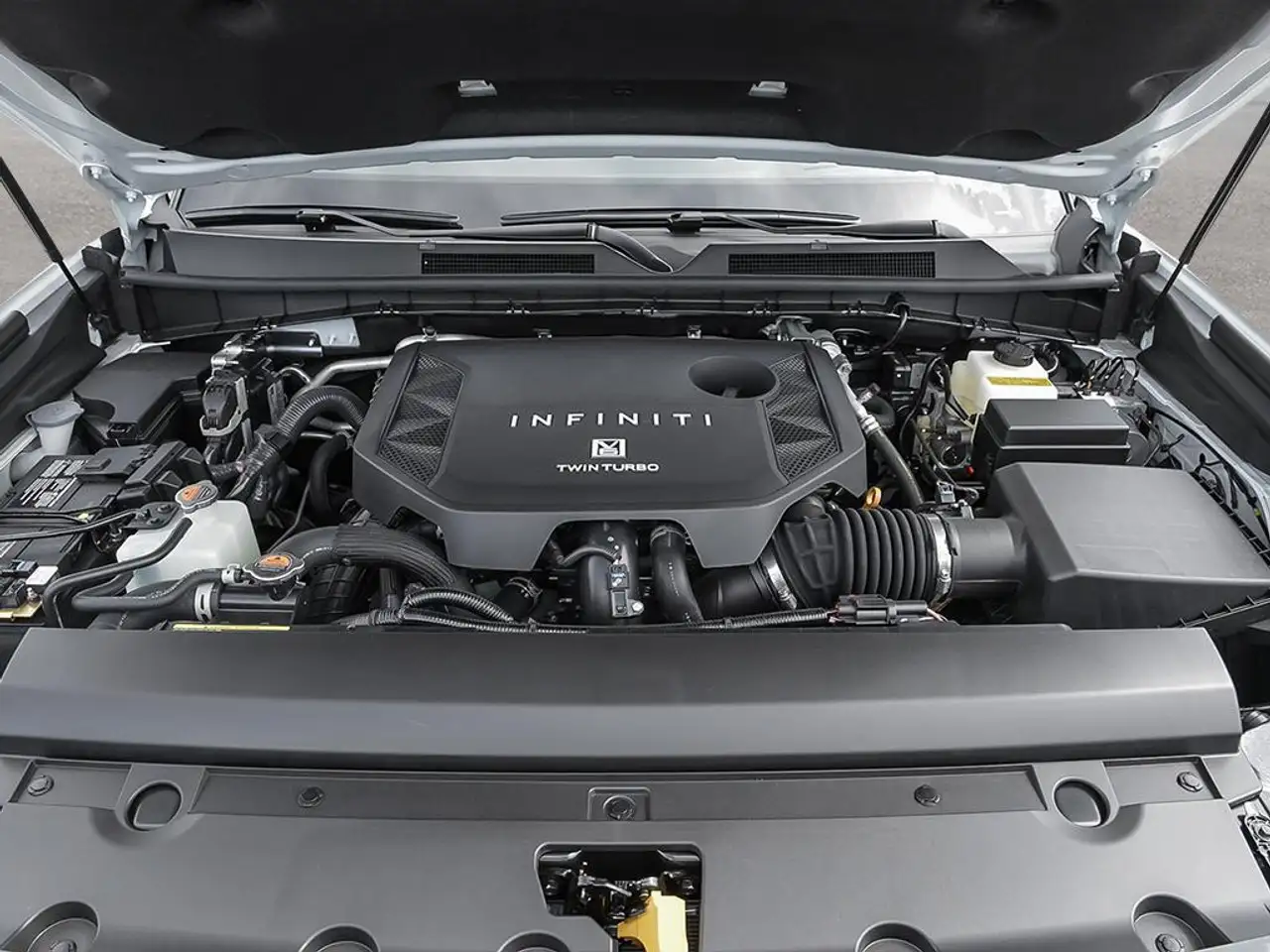 Infiniti QX80 fotografie Infiniti QX80