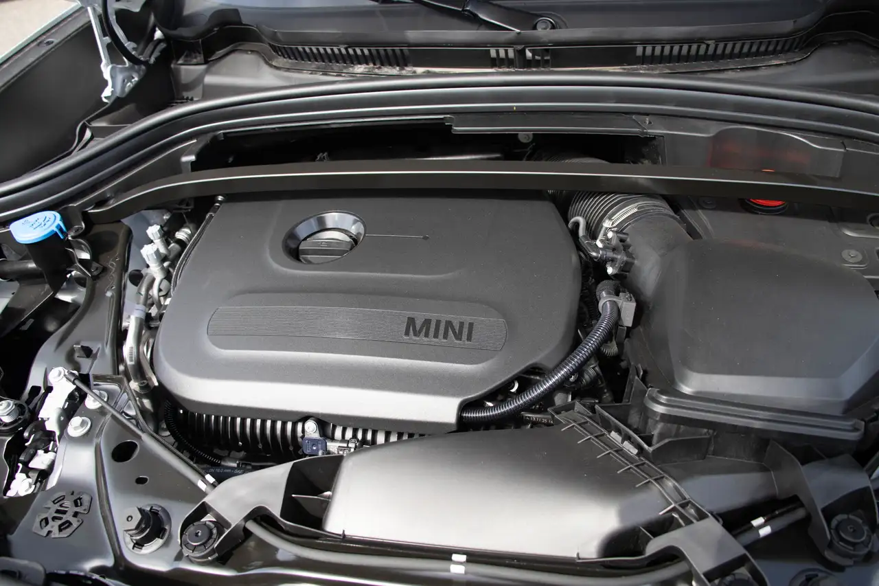 MINI Countryman снимка MINI Countryman