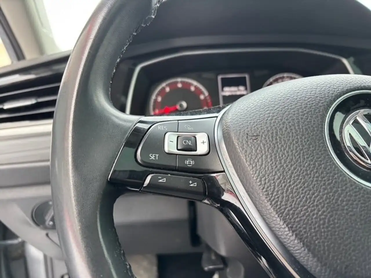Volkswagen Jetta снимка Volkswagen Jetta