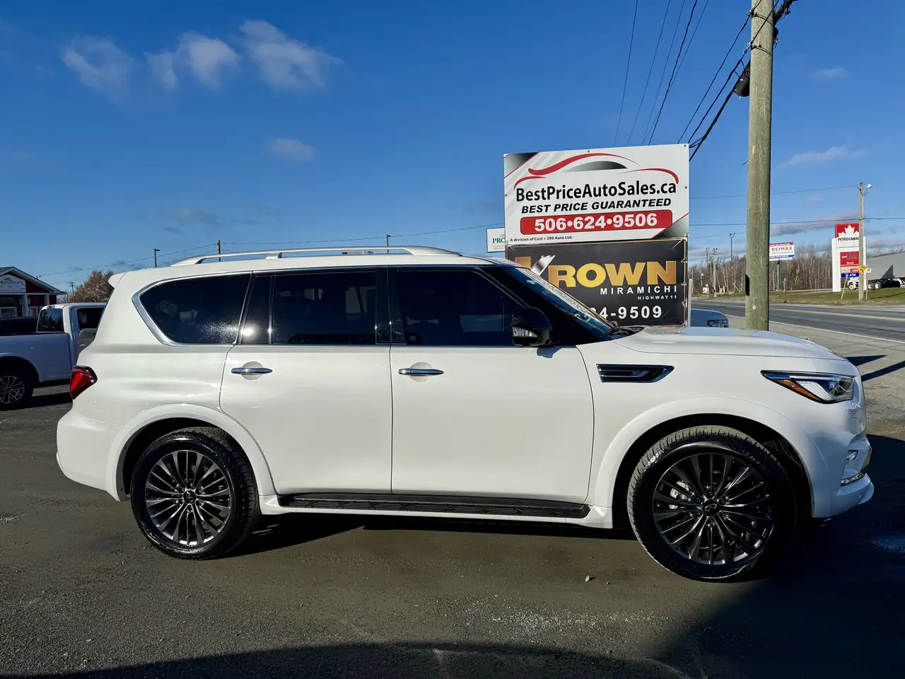 Infiniti QX80 fotografie Infiniti QX80