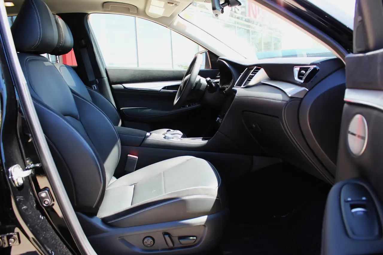 Infiniti QX50 fotografie Infiniti QX50