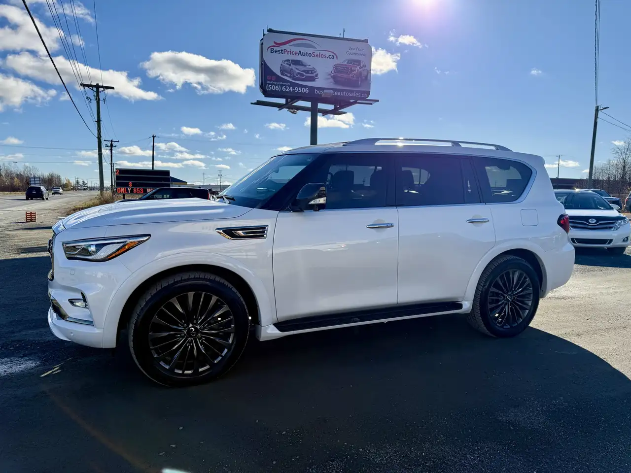 Infiniti QX80 fotografie Infiniti QX80