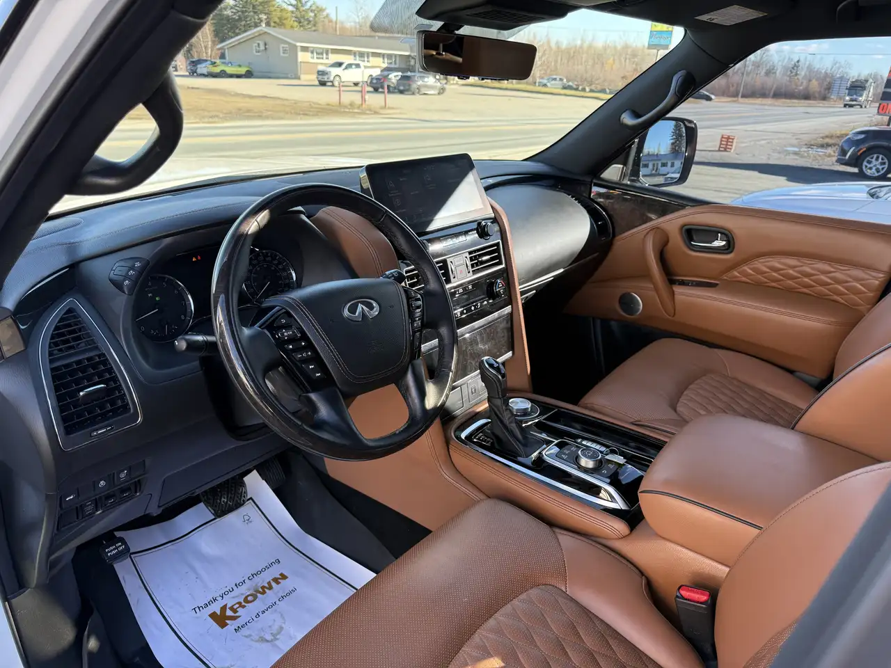 Infiniti QX80 fotografie Infiniti QX80