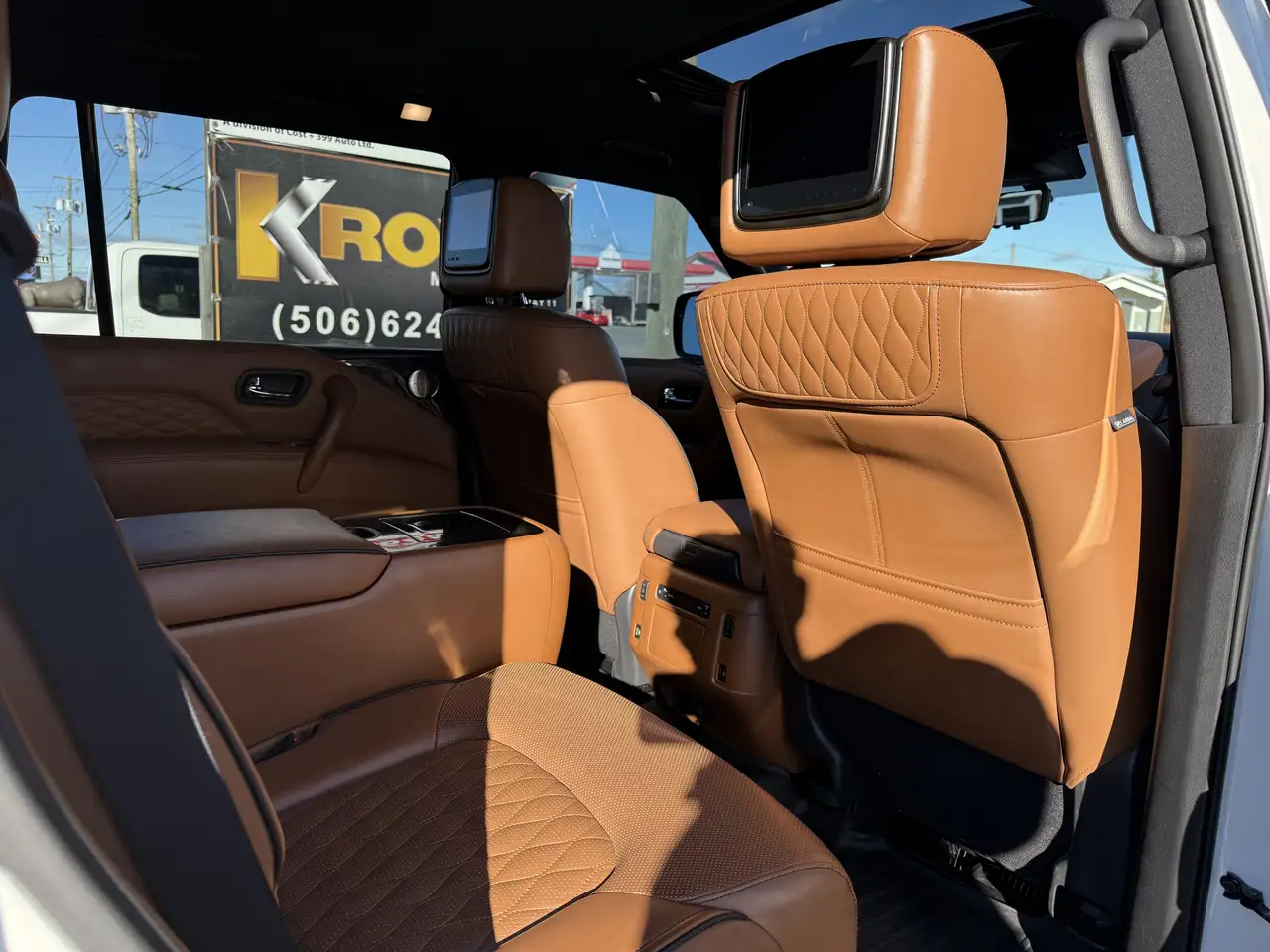 Infiniti QX80 fotografie Infiniti QX80