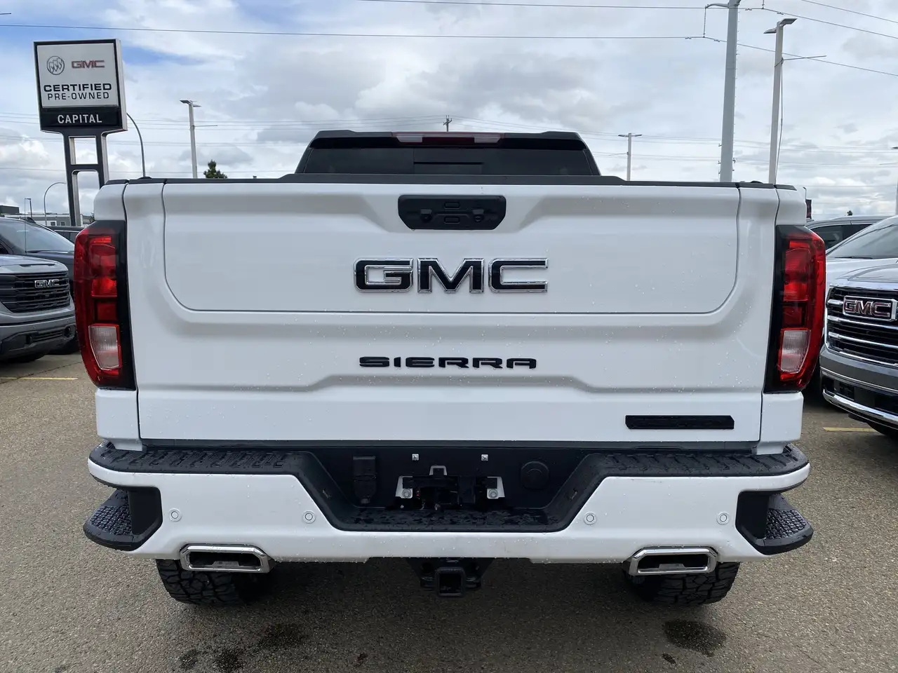GMC Sierra 1500 photo GMC Sierra 1500