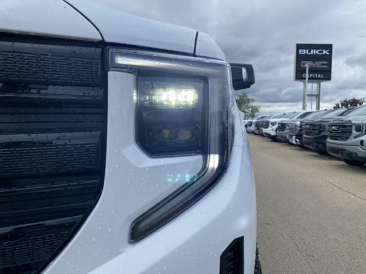 GMC Sierra 1500 photo GMC Sierra 1500
