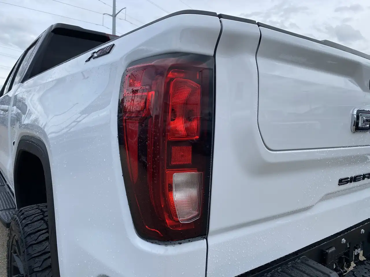 GMC Sierra 1500 photo GMC Sierra 1500