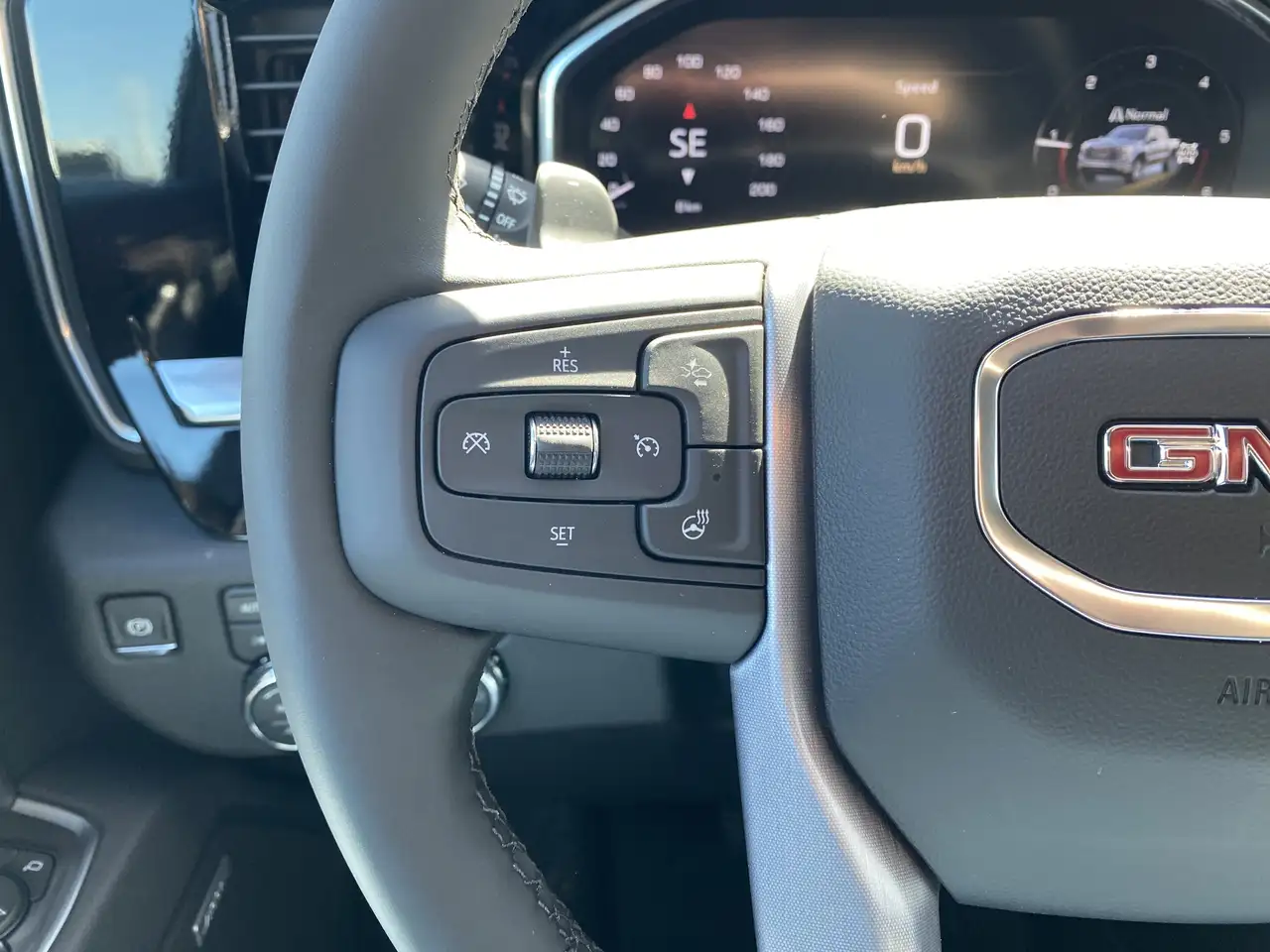 GMC Sierra 1500 photo GMC Sierra 1500