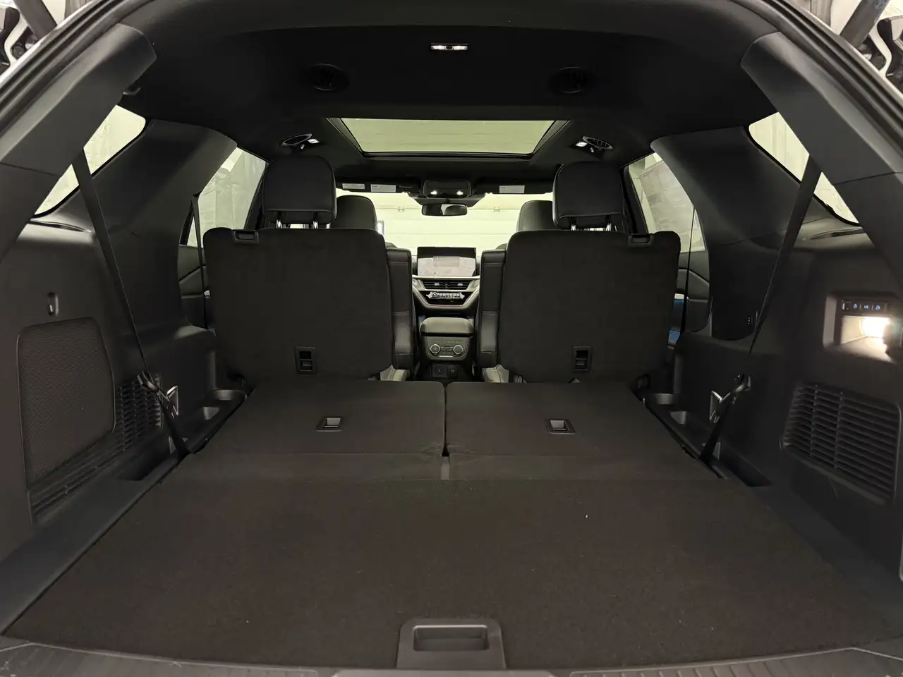 Ford Explorer photo Ford Explorer