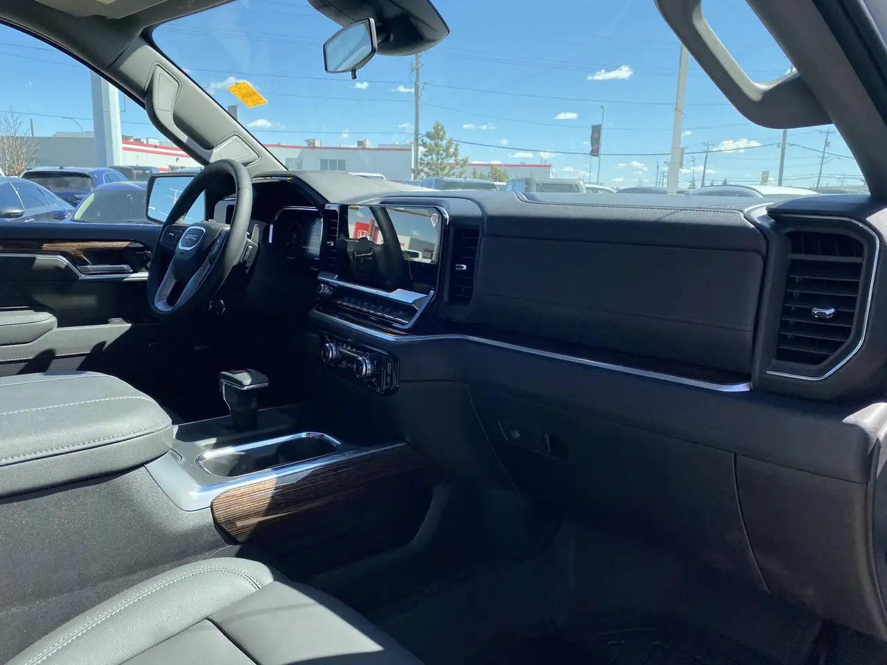 GMC Sierra 1500 photo GMC Sierra 1500
