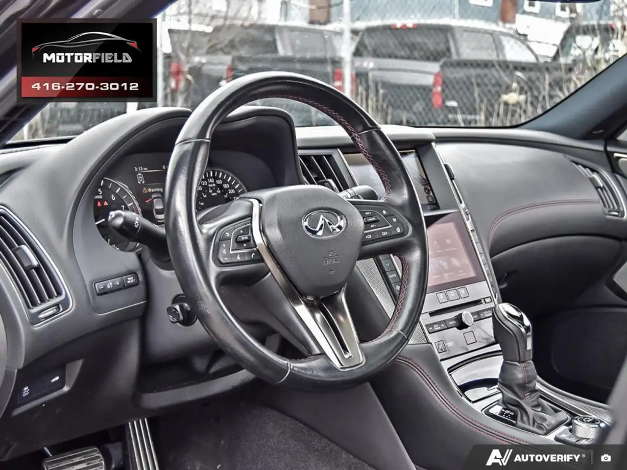 Infiniti Q50 снимка Infiniti Q50