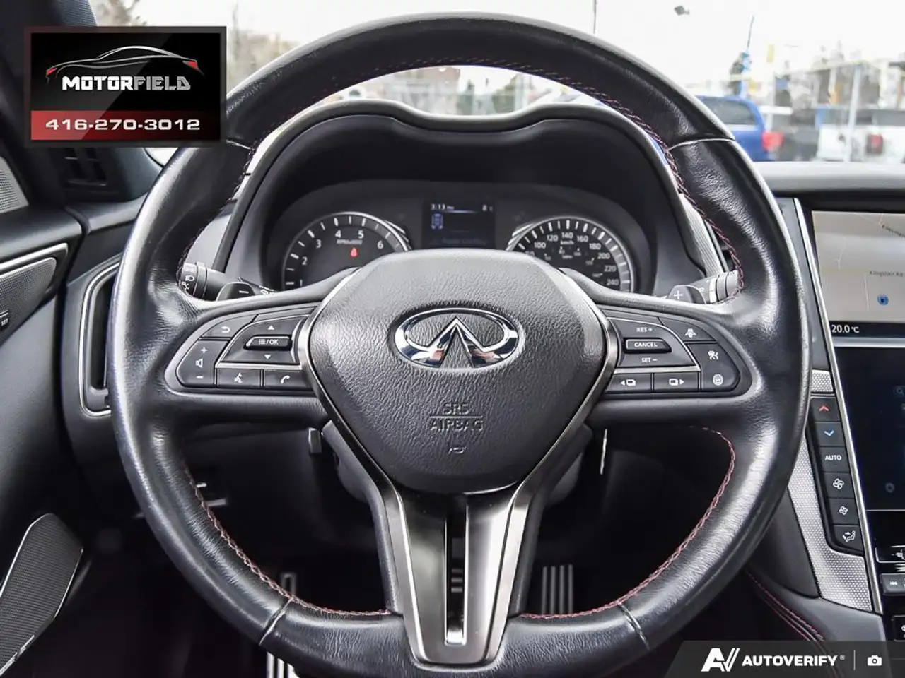 Infiniti Q50 снимка Infiniti Q50