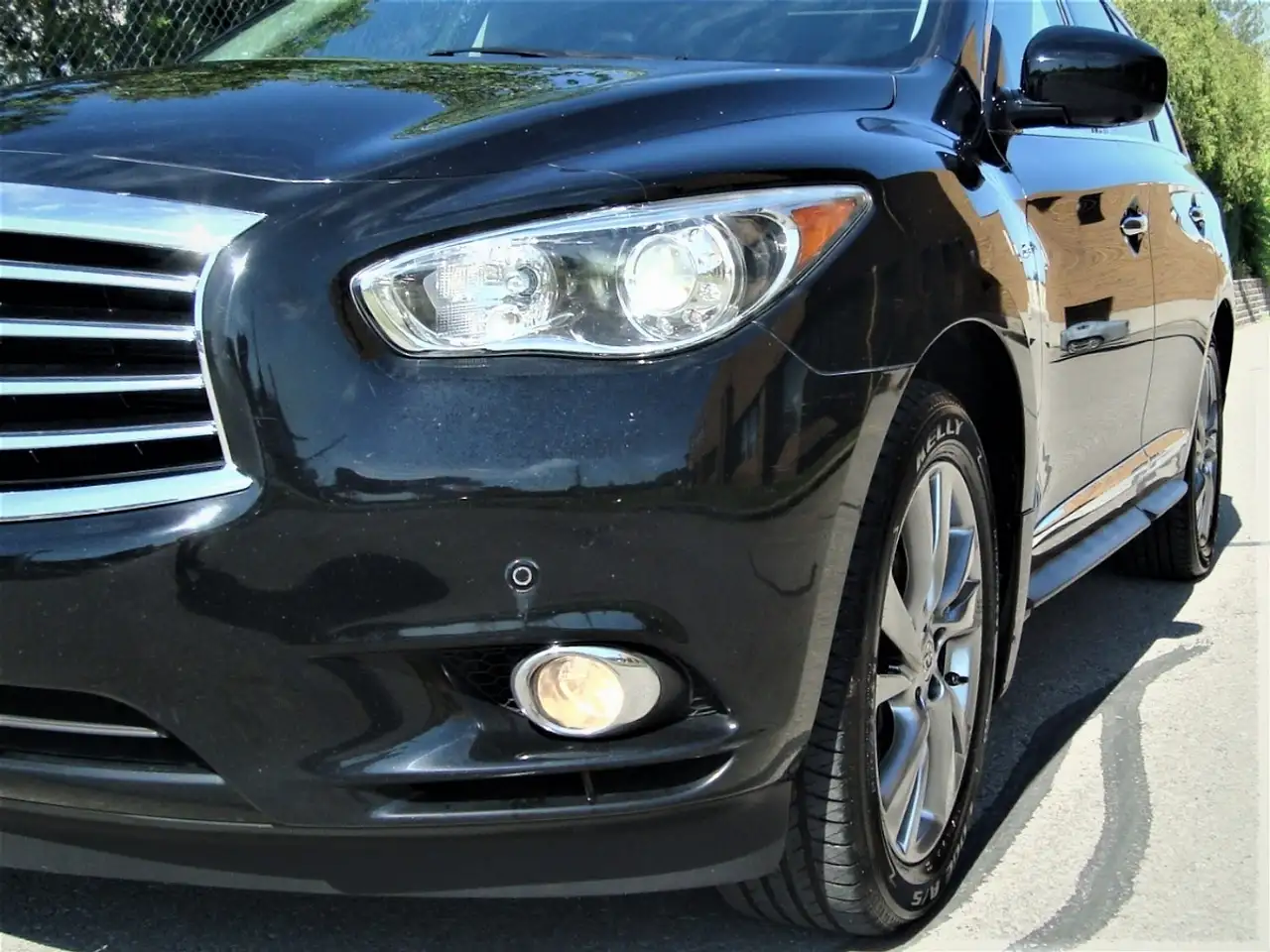 Infiniti QX60 снимка Infiniti QX60