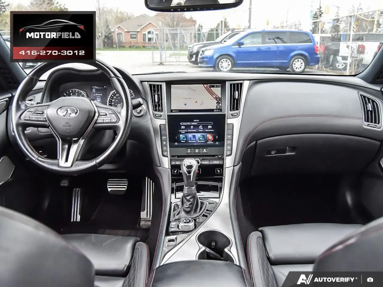 Infiniti Q50 снимка Infiniti Q50