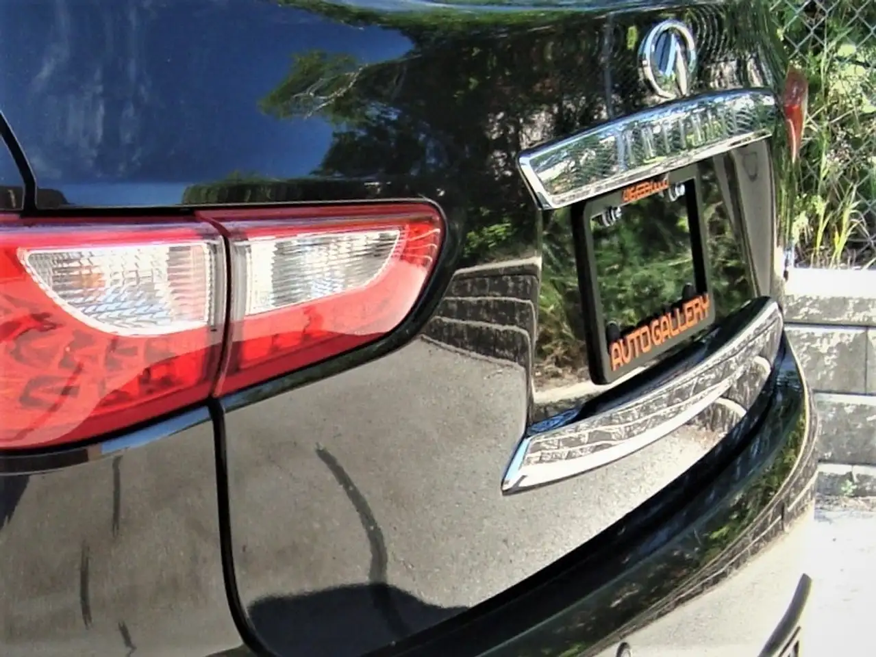 Infiniti QX60 снимка Infiniti QX60