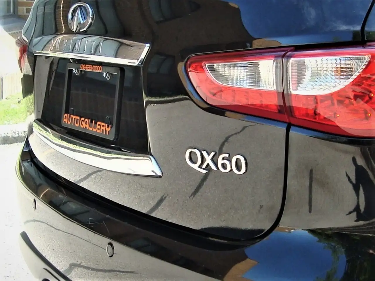 Infiniti QX60 снимка Infiniti QX60