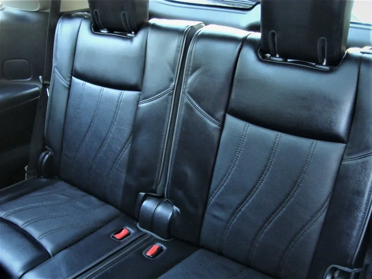 Infiniti QX60 снимка Infiniti QX60