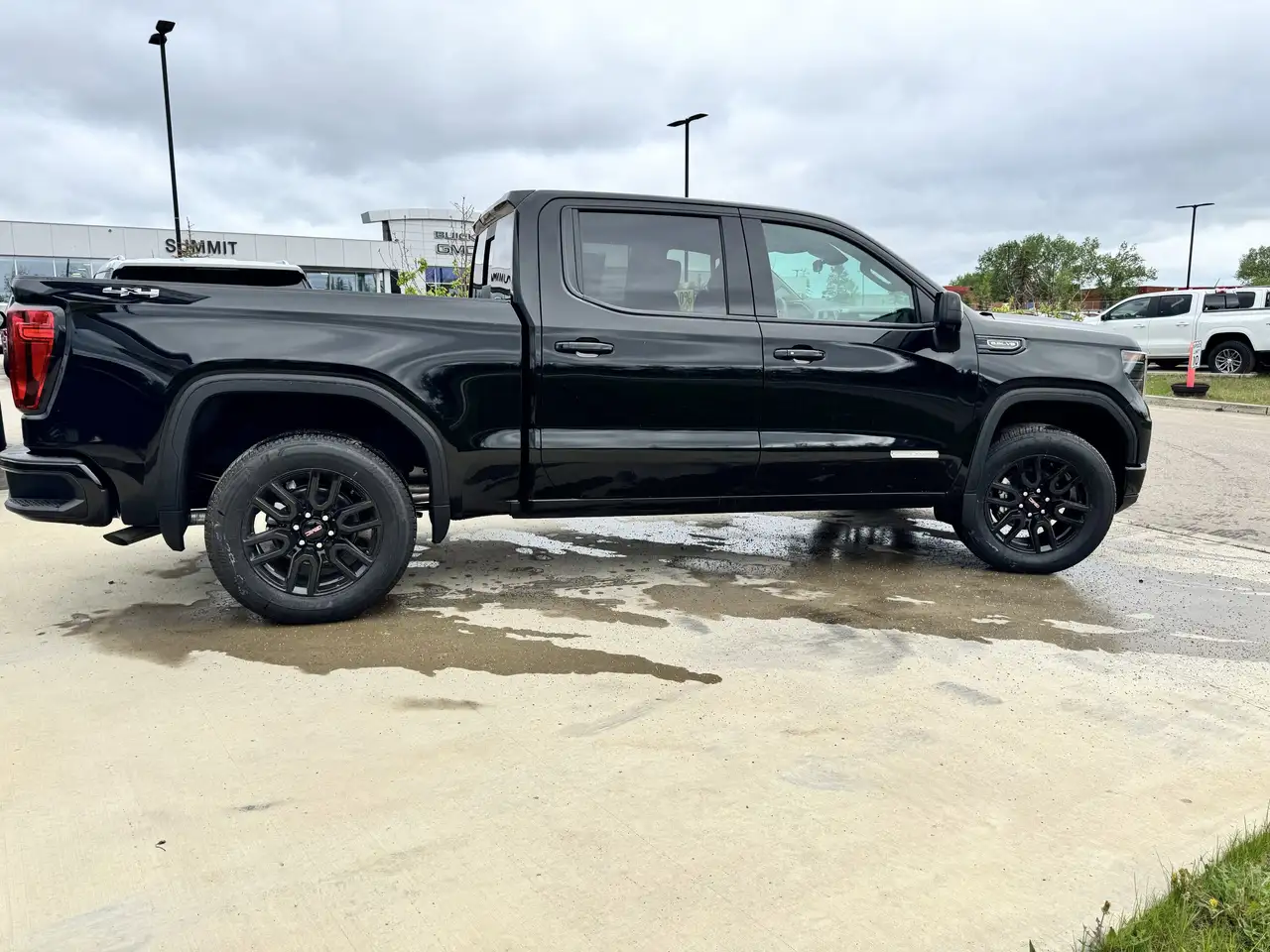 GMC Sierra 1500 photo GMC Sierra 1500