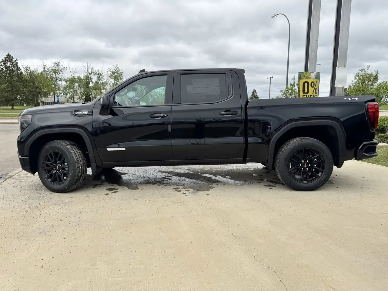 GMC Sierra 1500 photo GMC Sierra 1500