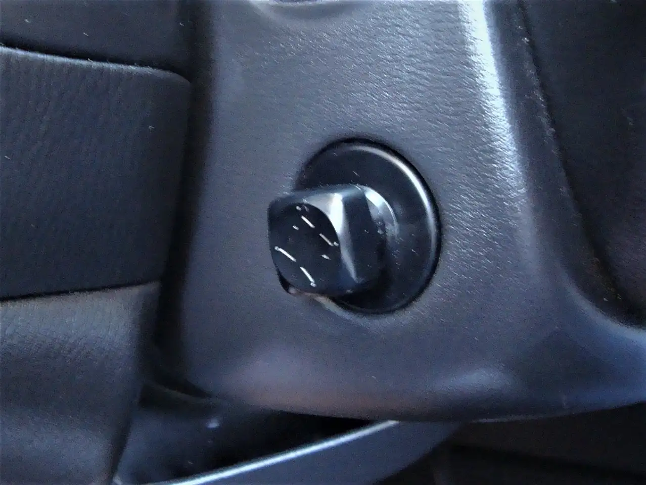 Infiniti QX60 снимка Infiniti QX60