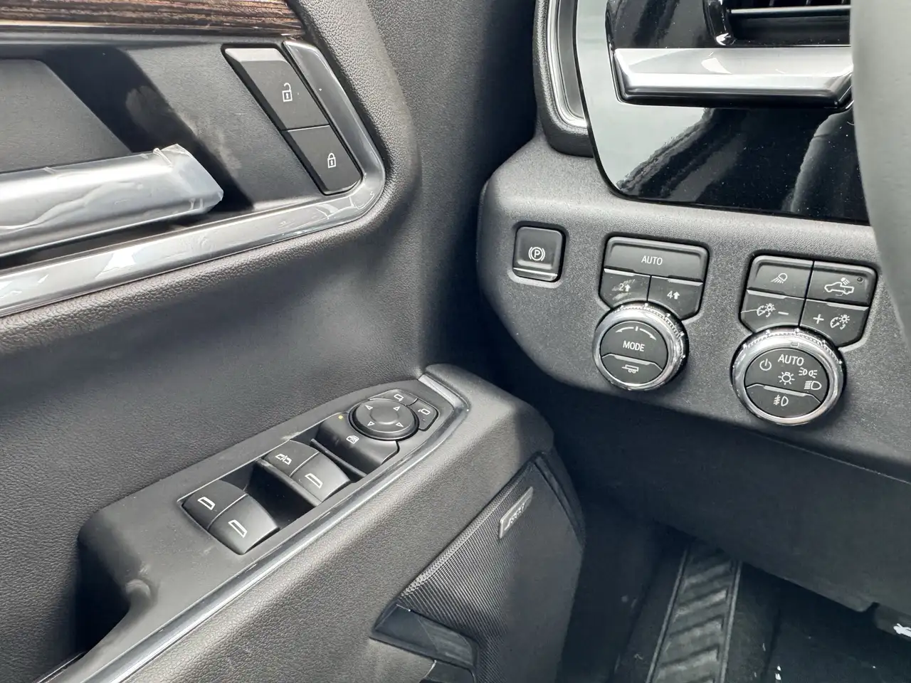 GMC Sierra 1500 photo GMC Sierra 1500