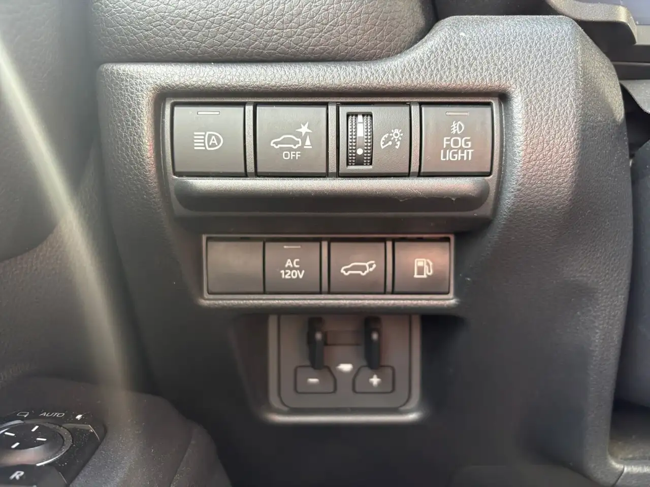 Toyota Land Cruiser снимка Toyota Land Cruiser